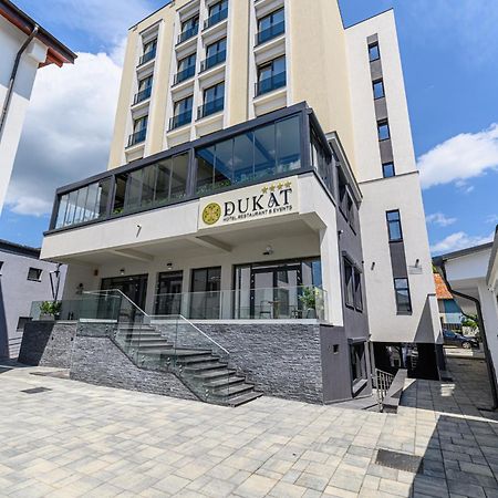 Hotel Dukat กูรา ฮูมอรูลุย ภายนอก รูปภาพ