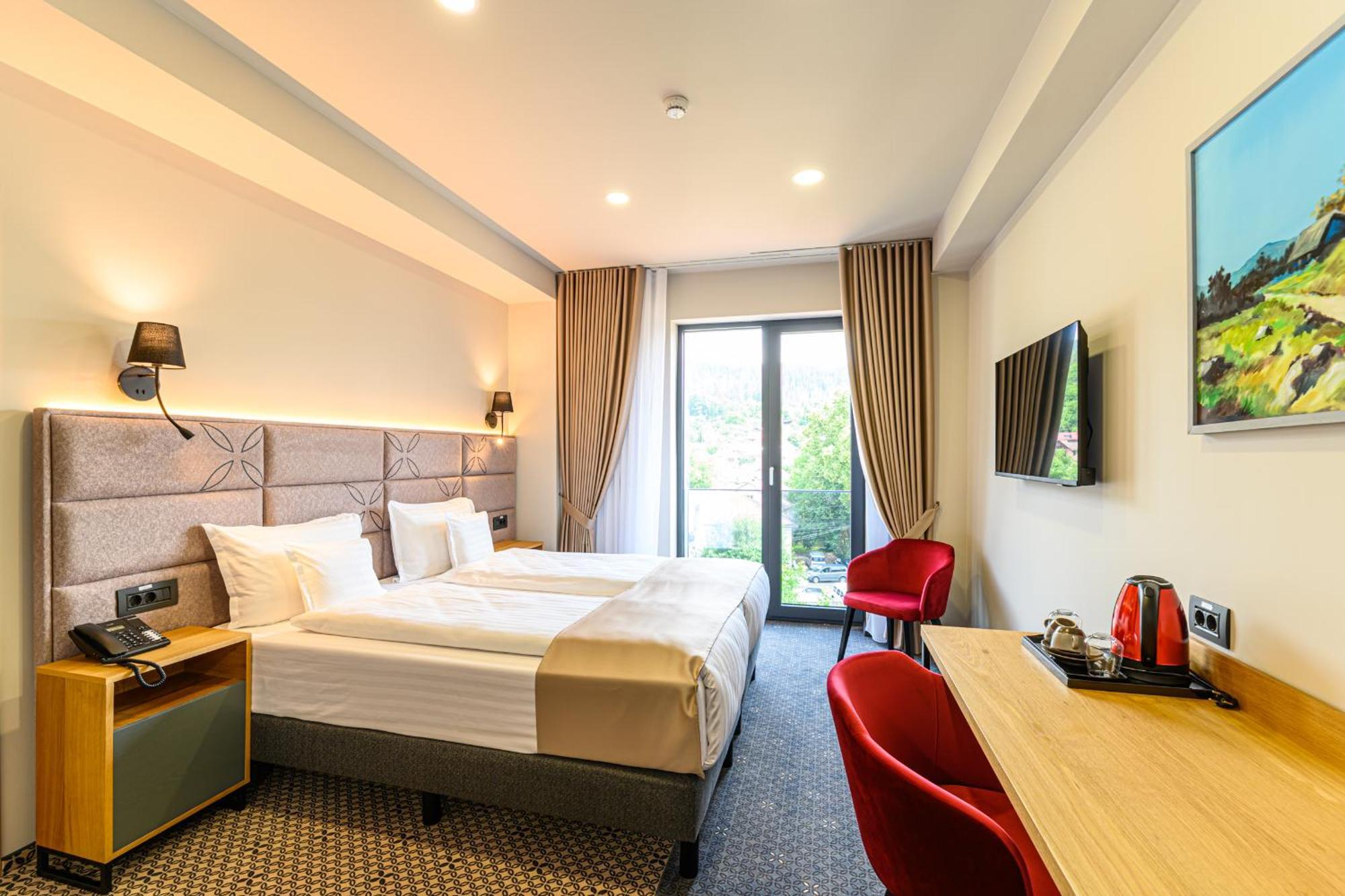 Hotel Dukat กูรา ฮูมอรูลุย ภายนอก รูปภาพ
